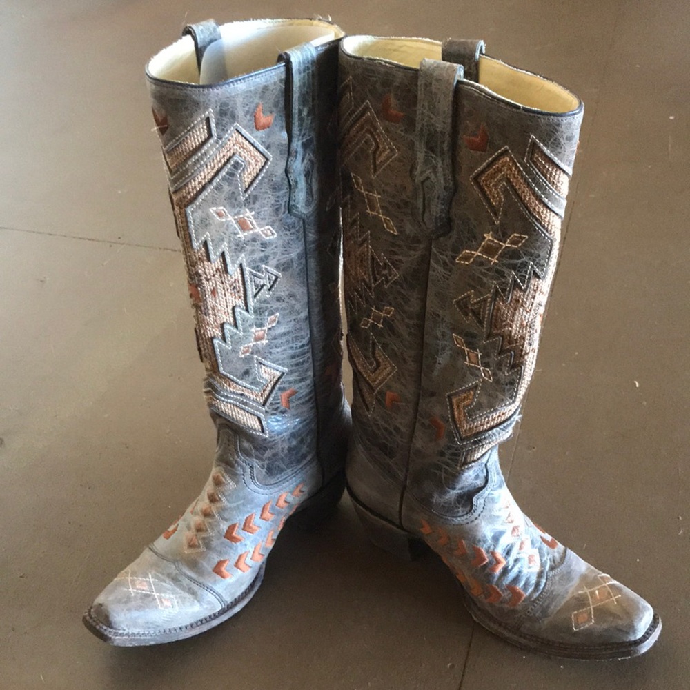 Corral inlay boots size 8.5